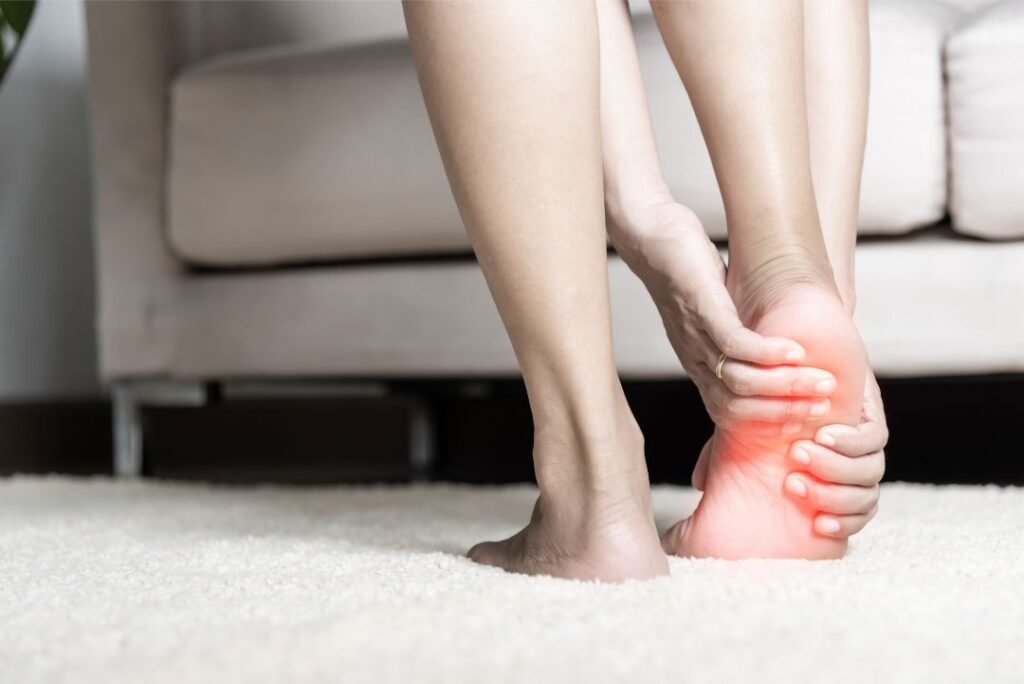 Alívio Definitivo para a Fasceíte Plantar: Conheça Nossos Tratamentos Especializados 7 Fasceite plantar
